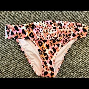 NWOT Victoria’s Secret fold over bathing suit bottoms